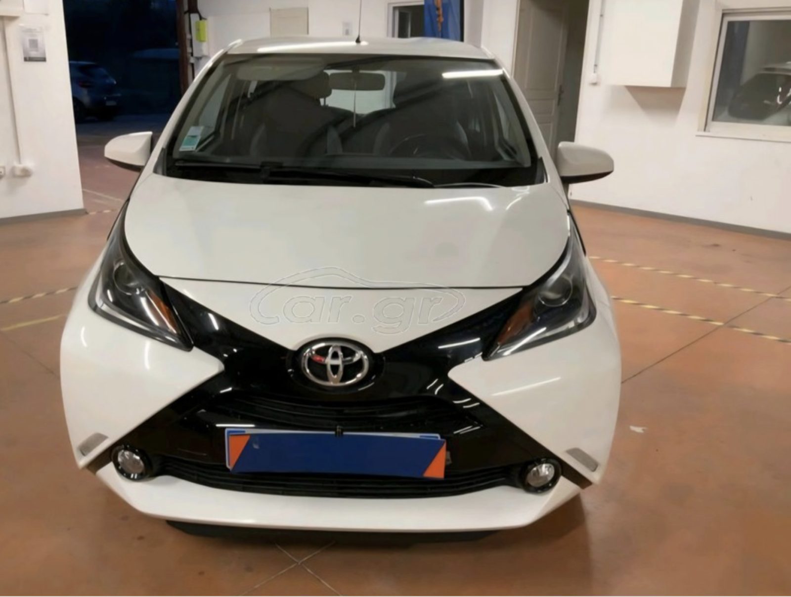 TOYOTA · φωτό 3