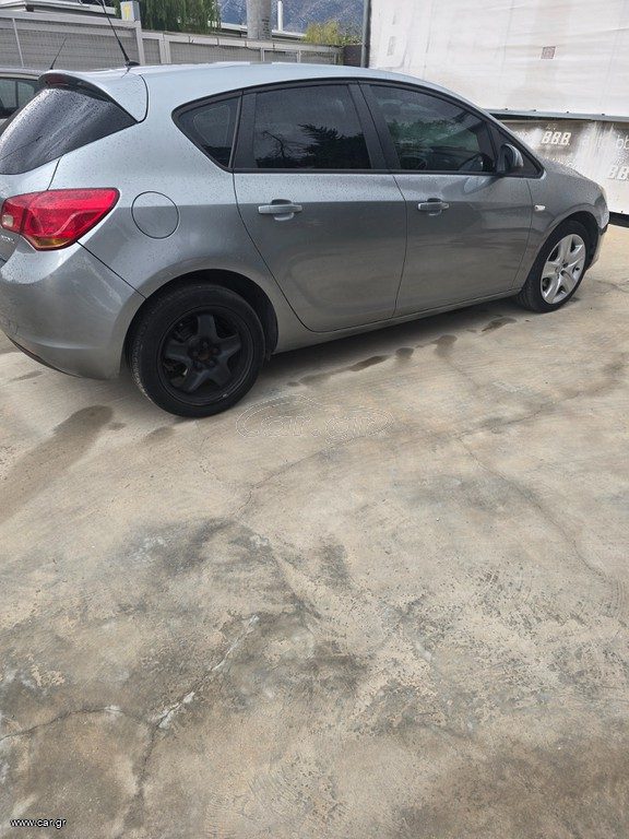 Opel Astra · φωτό 9